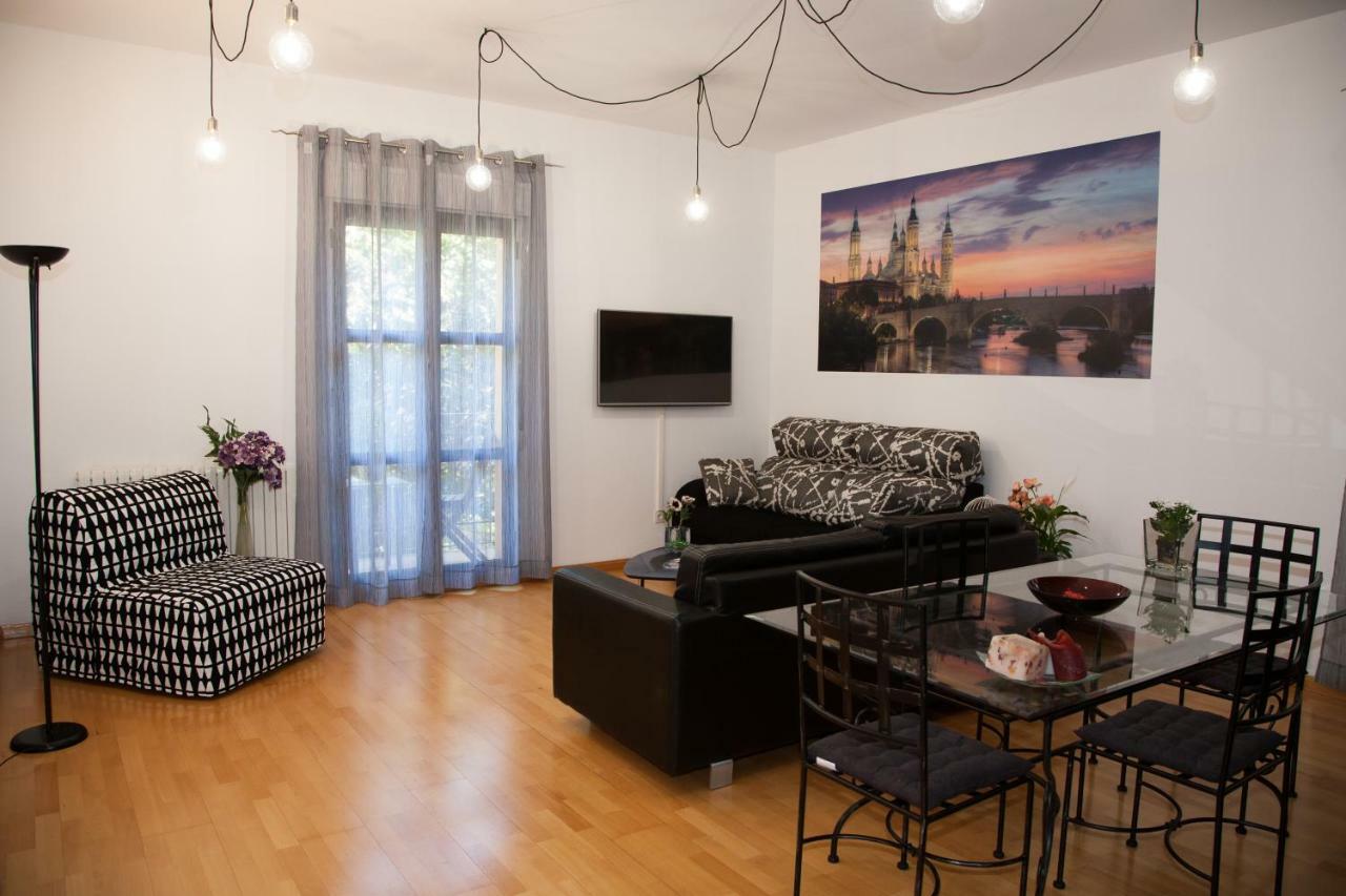 Dean Dos Catedrales Daire Zaragoza Dış mekan fotoğraf
